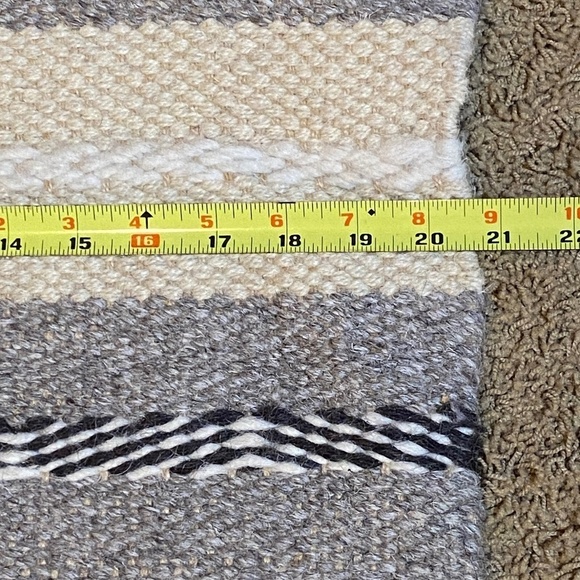 VTG Wool Hand Woven Table Runner Topper Small Rug 61 X 21 Neutral Earth Chunky - Picture 12 of 13